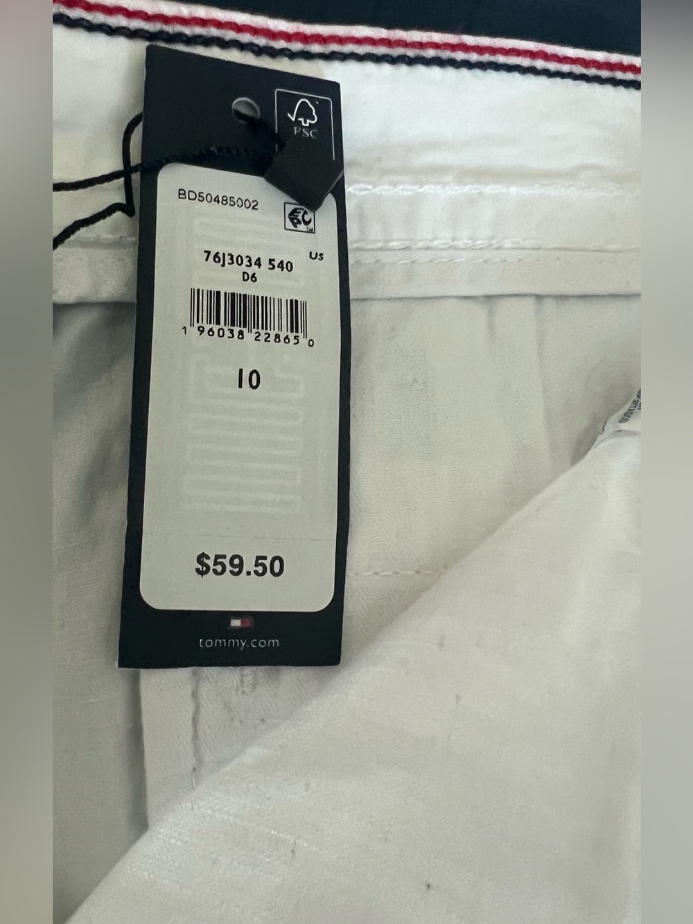 4 pair of Tommy Hilfiger shorts. Size 10. - Picture 8 of 15